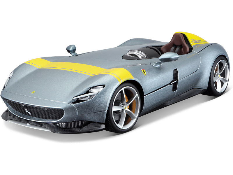 Bburago Ferrari Monza SP1 1:18 stříbrná metalíza