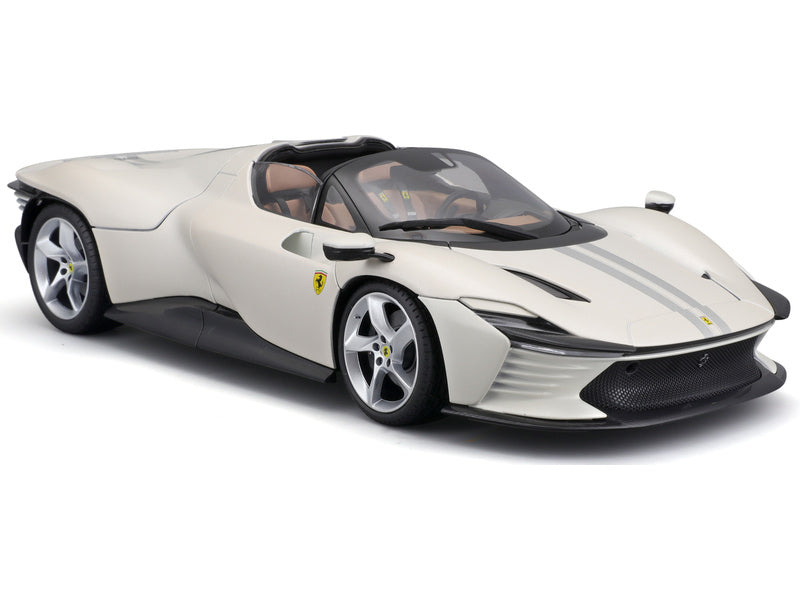 Bburago Signature Ferrari Series Daytona SP3 1:18 bílá