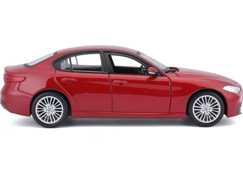 Bburago Alfa Romeo Giulia 2016 1:24 červená metalíza