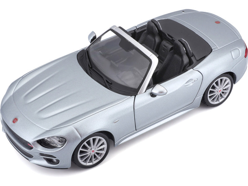 Bburago Plus Fiat 124 Spider 1:24 stříbrná metalíza