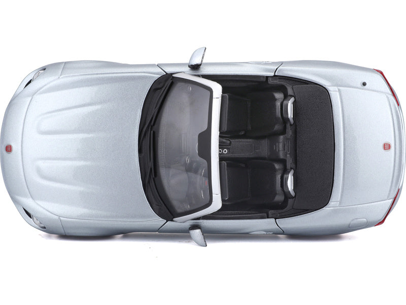 Bburago Plus Fiat 124 Spider 1:24 stříbrná metalíza