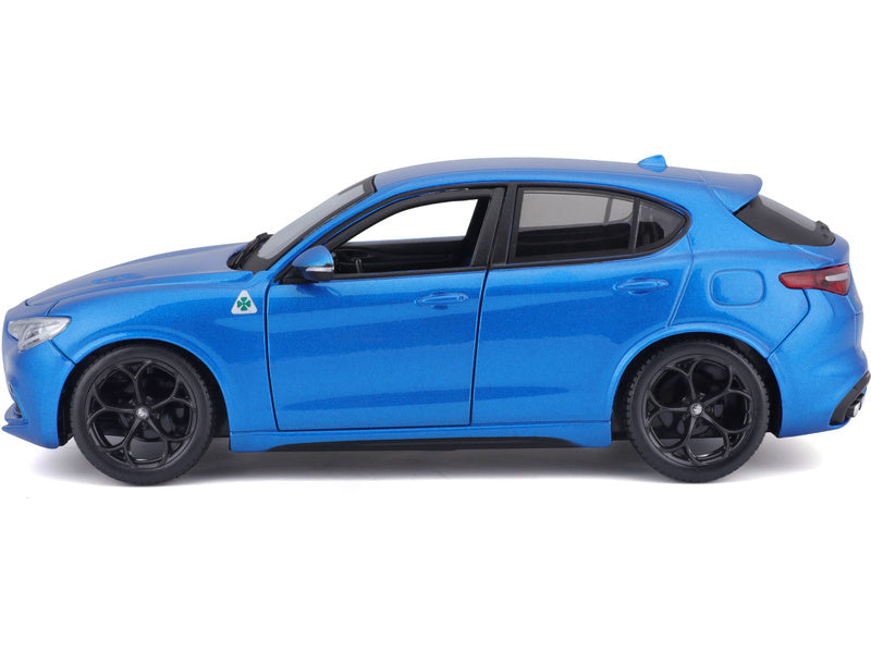 Bburago Alfa Romeo Stelvio 1:24 modrá