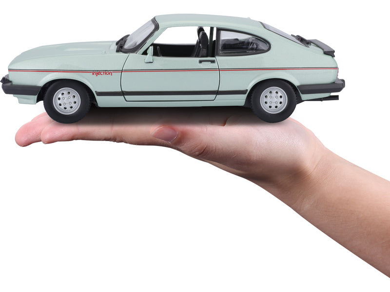 Bburago Plus Ford Capri 1982 1:24 světle zelená