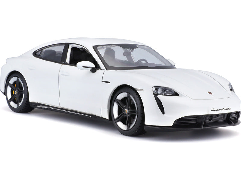Bburago Porsche Taycan Turbo S 2019 Carrara 1:24 bílá