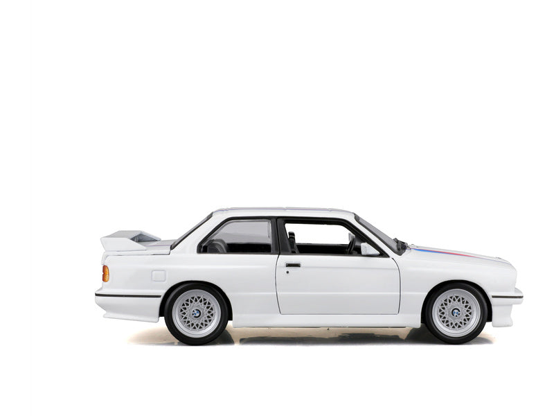 Bburago BMW 3 Series M3 1988 1:24 bílá