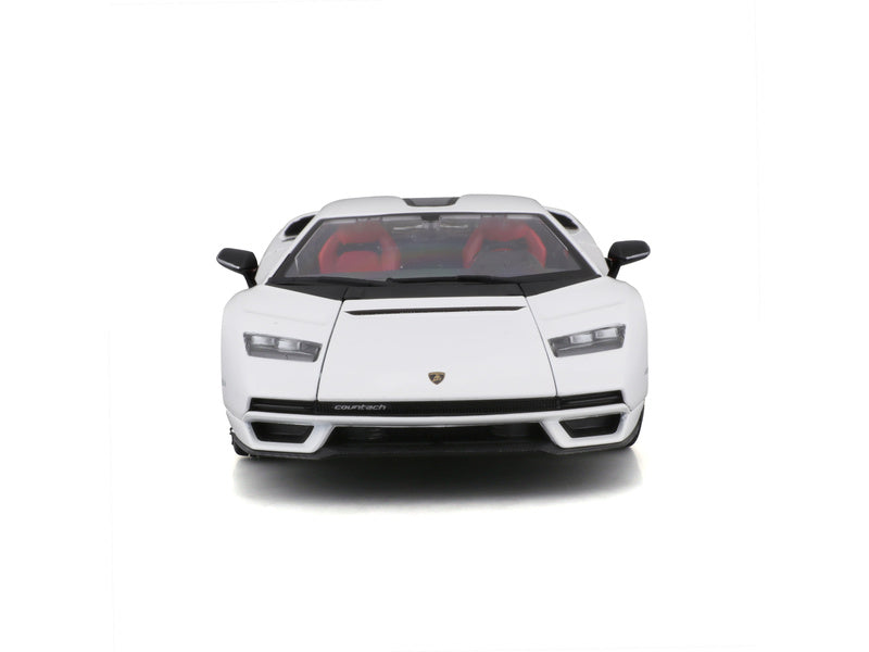 Bburago Lamborghini Countach LPI 800-4 1:24 bílá