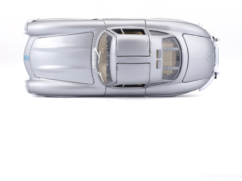 Bburago Mercedes-Benz 300 SL 1954 1:24 stříbrná