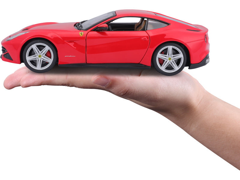 Bburago Ferrari F12 Berlinetta 1:24 červená