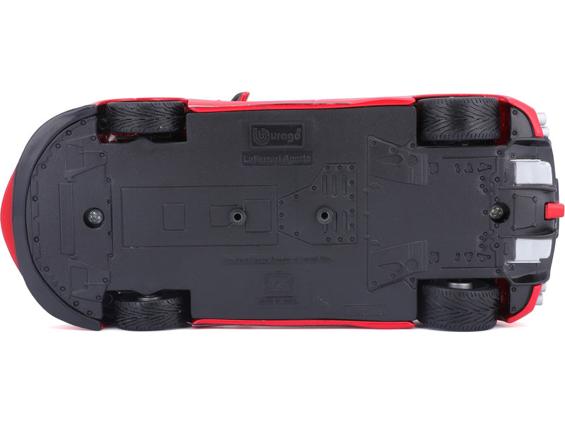 Bburago Ferrari LaFerrari Aperta 1:24 červená