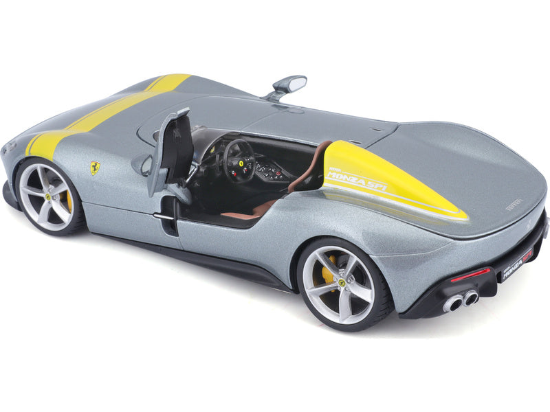 Bburago Ferrari Monza SP1 1:24 stříbrná