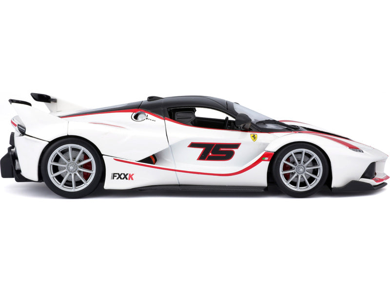 Bburago Ferrari FXX K 1:24 bílá
