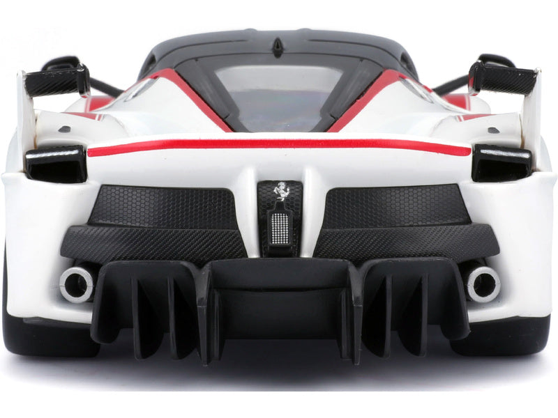 Bburago Ferrari FXX K 1:24 bílá