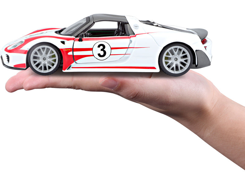 Bburago Porsche 918 Weissach 1:24 bílá