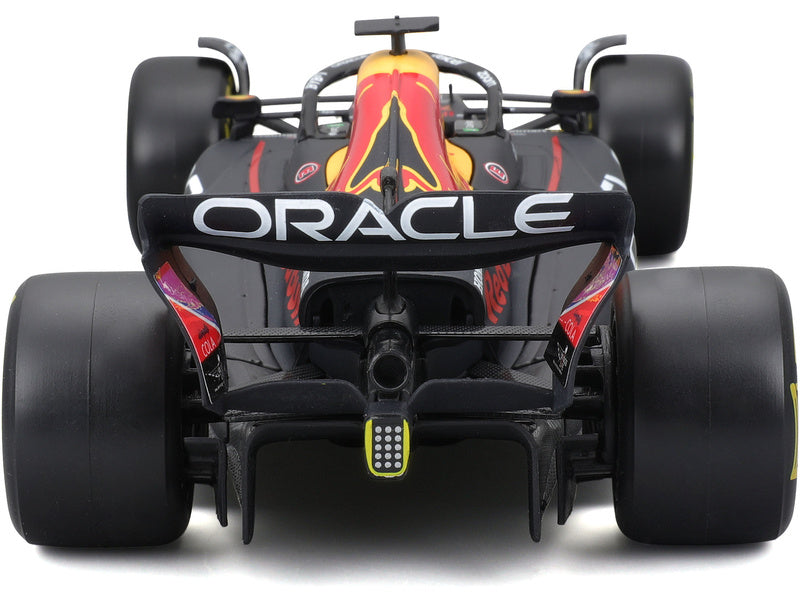 Bburago Oracle Red Bull Racing RB18 1:24 #1 Verstappen