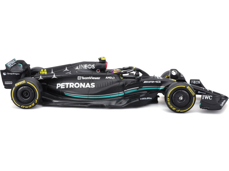Bburago Mercedes-AMG Petronas W14 E 1:24 #44 Hamilton