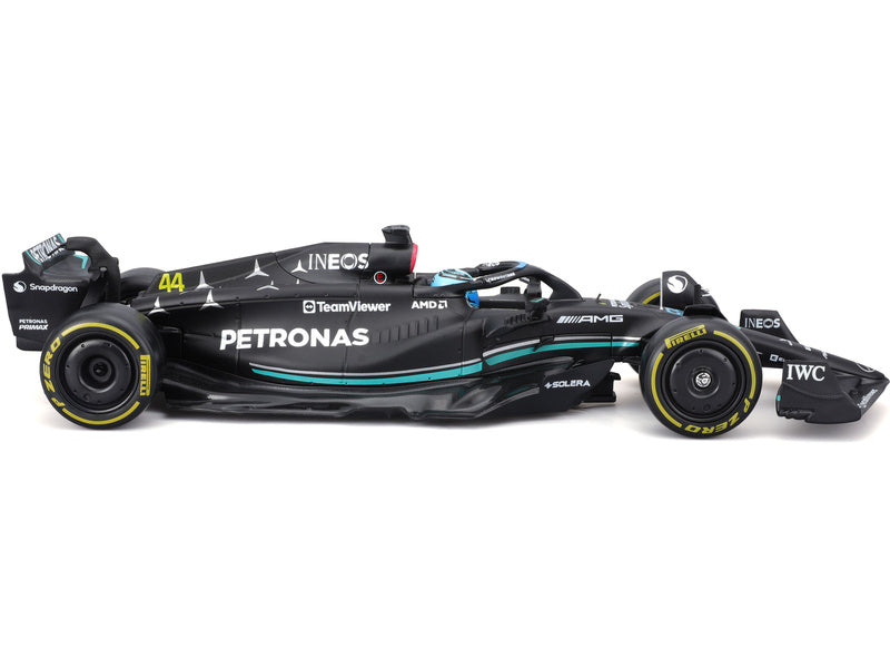 Bburago Mercedes-AMG Petronas W14 E 1:24 #63 Russel