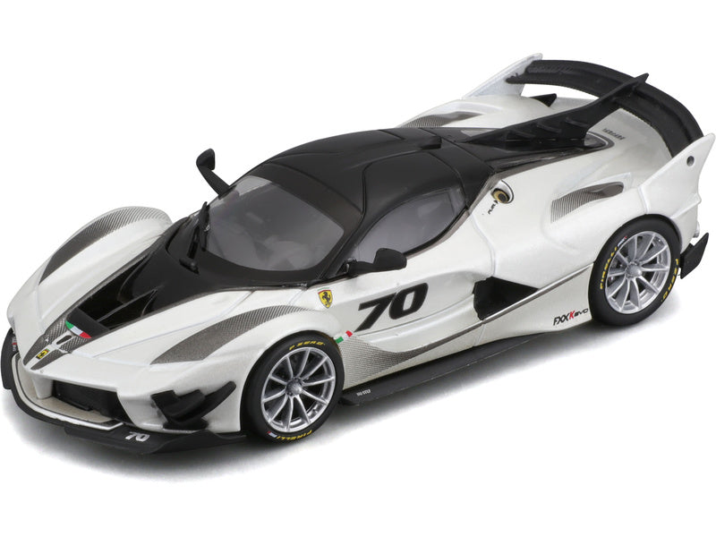 Bburago Ferrari FXX-K EVO 2017 1:43 bílo-černá