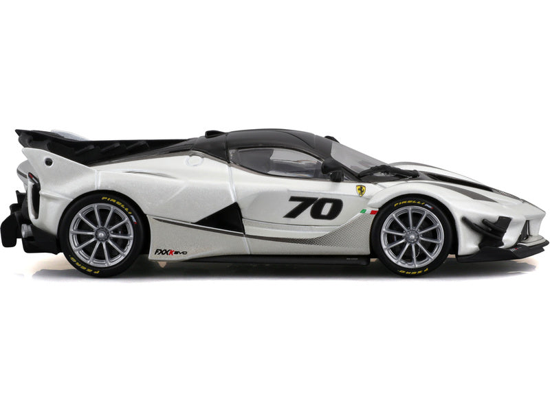 Bburago Ferrari FXX-K EVO 2017 1:43 bílo-černá
