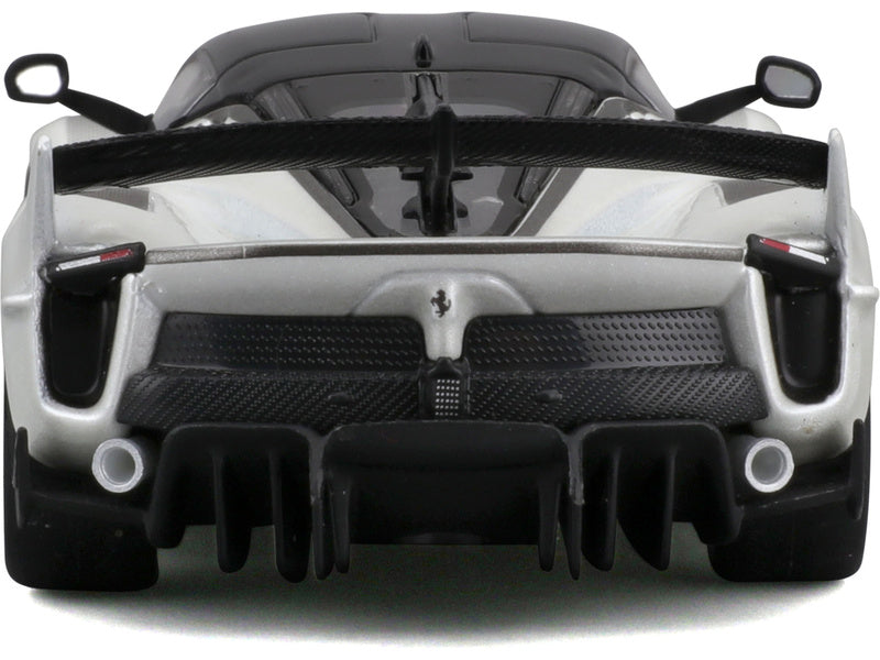 Bburago Ferrari FXX-K EVO 2017 1:43 bílo-černá