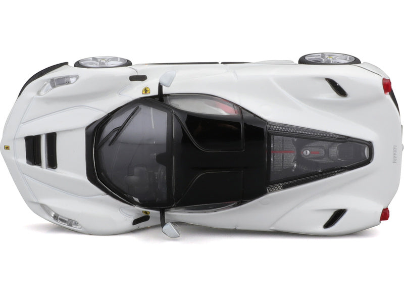Bburago Signature Ferrari LaFerrari 1:43 bílá