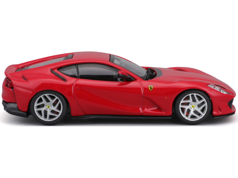 Bburago Signature Ferrari 812 Superfast 1:43 červená
