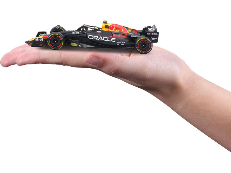 Bburago Signature Red Bull Racing RB19 1:43 #11 Pérez