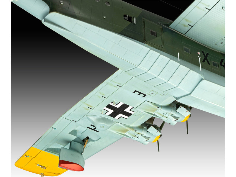 Revell Blohm & Voss BV222 (1:72)