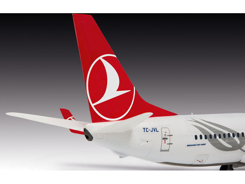 Revell Boeing 737-800 Turkish Airlines (1:144)