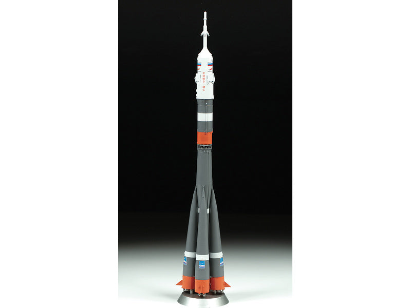 Zvezda raketa Sojuz (1:144)