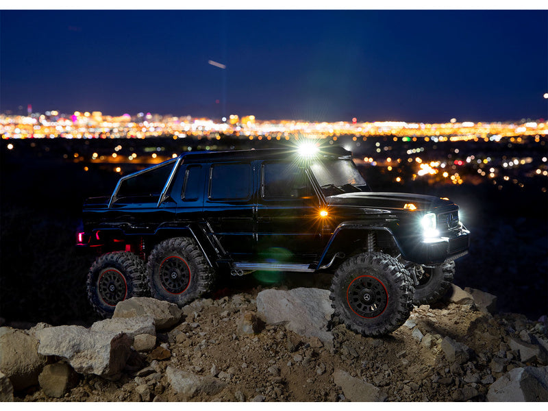 Traxxas TRX-6 Mercedes G 63 6x6 1:10 RTR černý