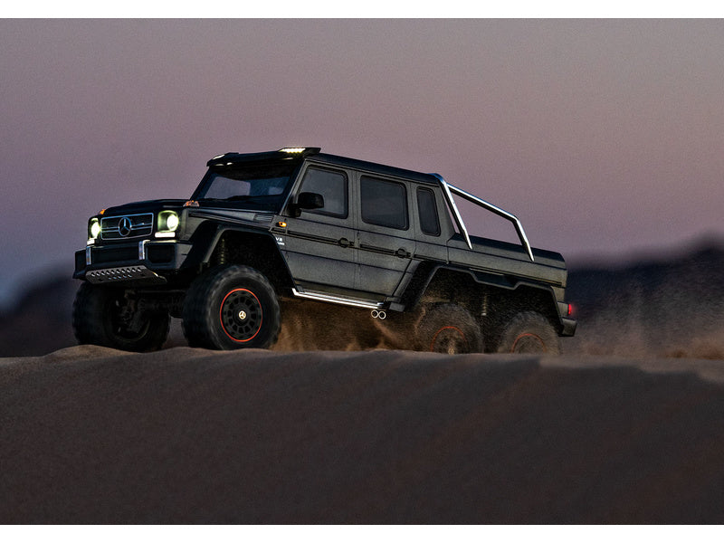 Traxxas TRX-6 Mercedes G 63 6x6 1:10 RTR černý