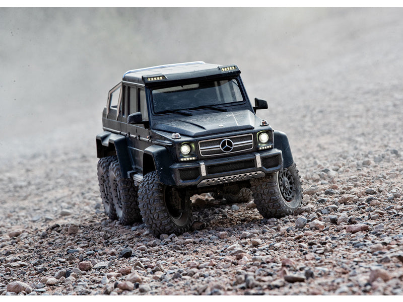 Traxxas TRX-6 Mercedes G 63 6x6 1:10 RTR černý