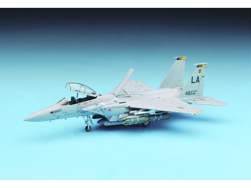 Academy McDonnell F-15E (1:72)