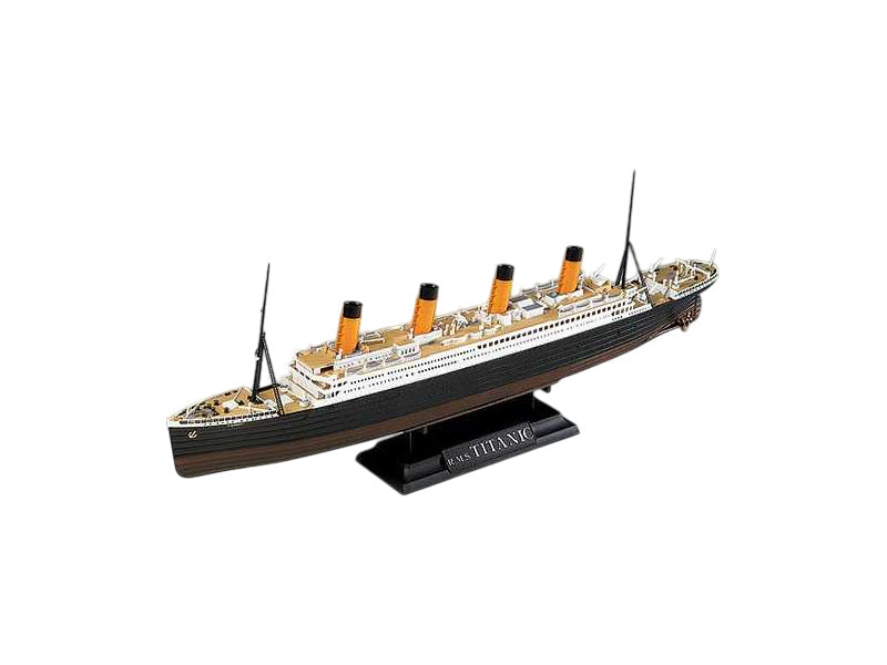 Academy Titanic (1:700)