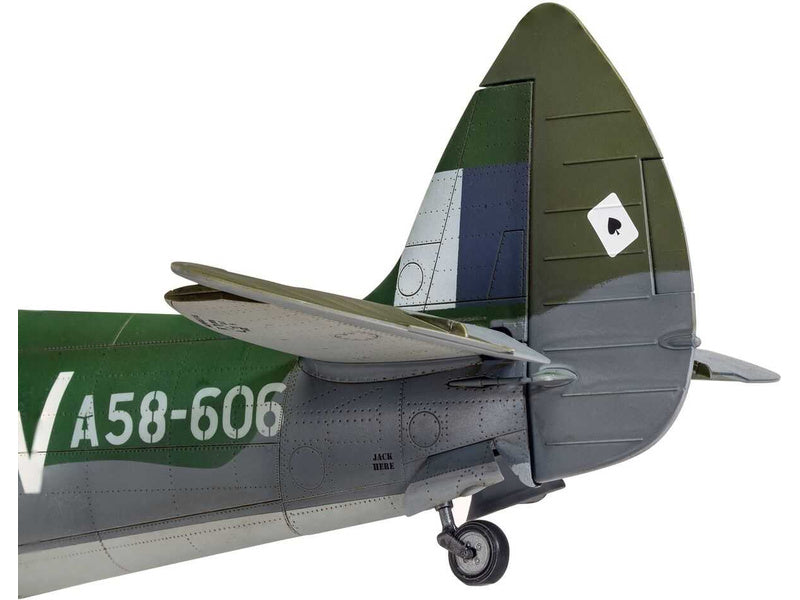 Airfix Supermarine Spitfire Mk.VIII (1:24)