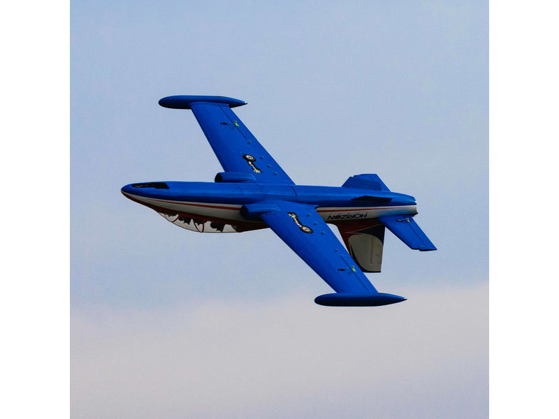 Hangar 9 Aermacchi MB-339 2.1m ARF, zatahovací podvozek
