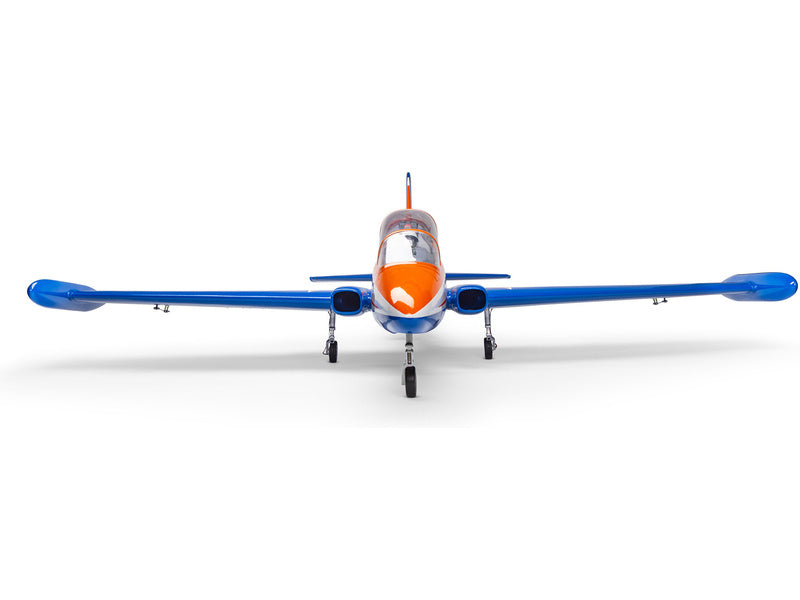 Hangar 9 Aermacchi MB-339 2.1m ARF, zatahovací podvozek