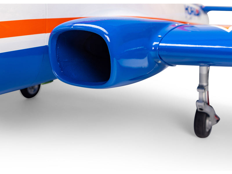 Hangar 9 Aermacchi MB-339 2.1m ARF, zatahovací podvozek