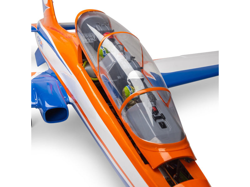 Hangar 9 Aermacchi MB-339 2.1m ARF, zatahovací podvozek