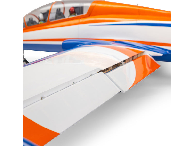 Hangar 9 Aermacchi MB-339 2.1m ARF, zatahovací podvozek