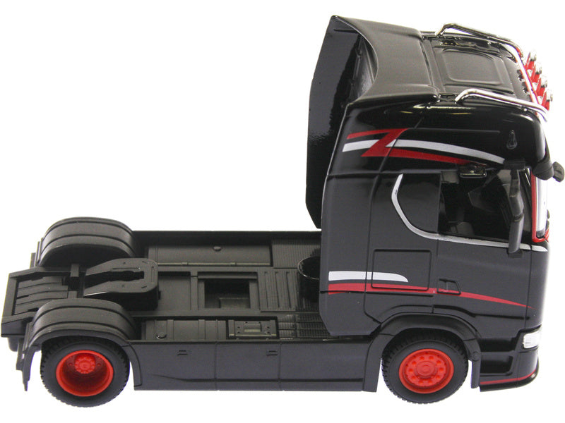 Bburago Scania 770S 1:43 šedá