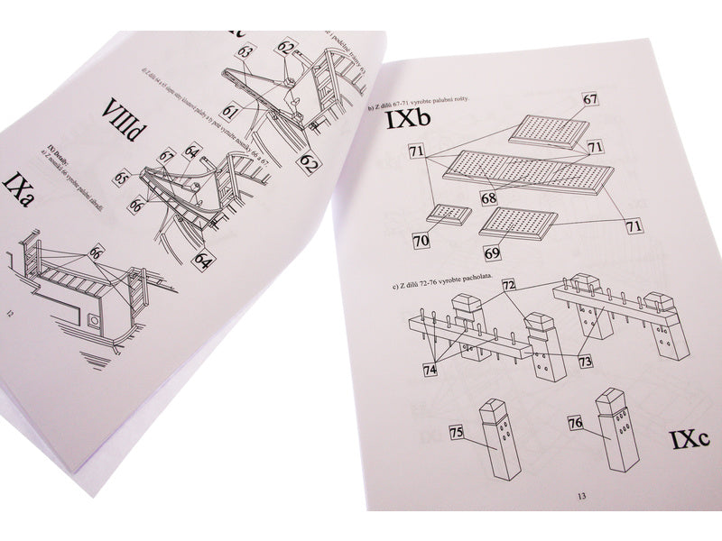 Dušek Golden Hind 1577 1:72 kit