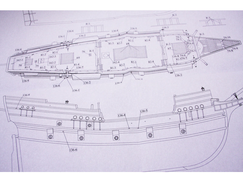 Dušek Golden Hind 1577 1:72 kit