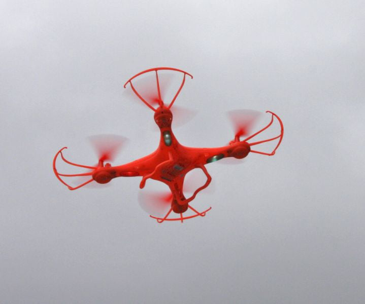 NINCOAIR Quadrone Spike 2.4GHz RTF