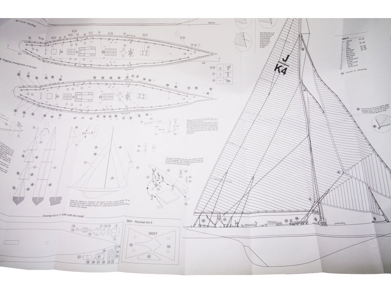 AMATI Endeavour plachetnice 1934 1:80 kit s hotovým trupem