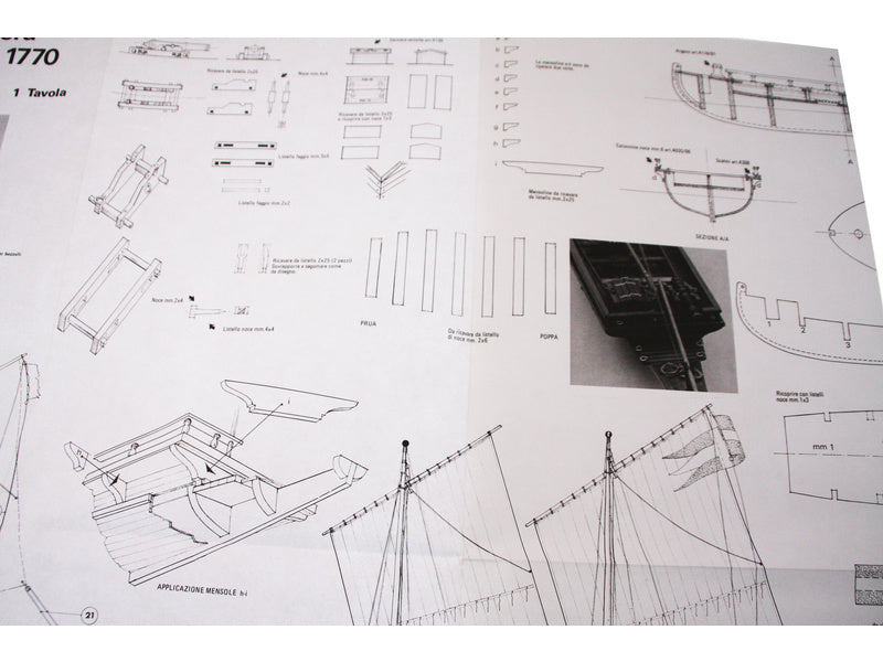AMATI Švédská válečná loď 1775 1:35 kit