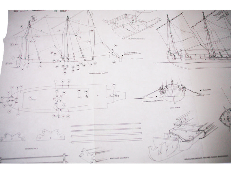 AMATI Švédská válečná loď 1775 1:35 kit