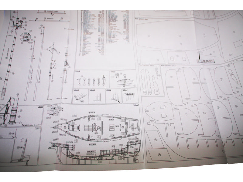 AMATI Santa Maria karavela 1492 1:65 kit