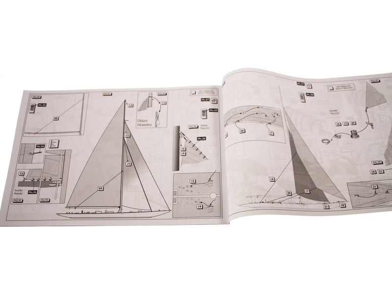 AMATI Endeavour plachetnice 1934 1:35 kit
