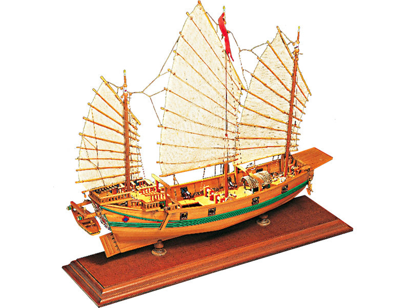 AMATI Čínská džunka 1:100 kit